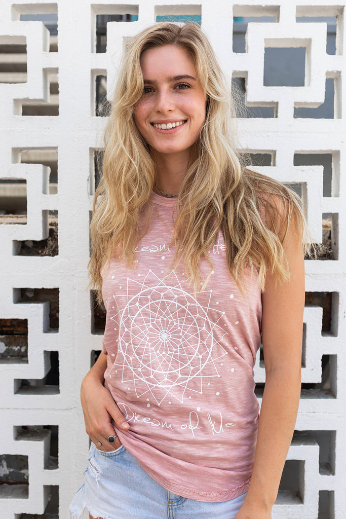 DREAM A LITTLE DREAM SLEEVELESS TEE